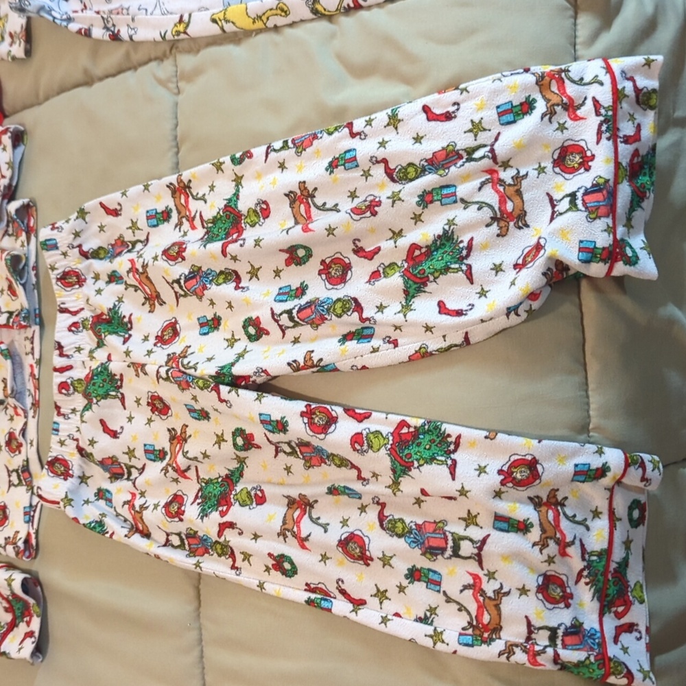 3T Pajama Set - Picture 3 of 5